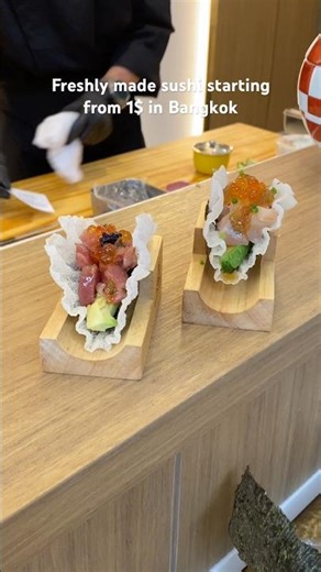 Queen of Rolls, Ramkhamhaeng Rd details in the description #bangkok #food #foodie #sushi