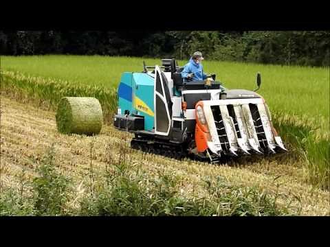 コンバイン？ 稲刈り取り機 20161013-1