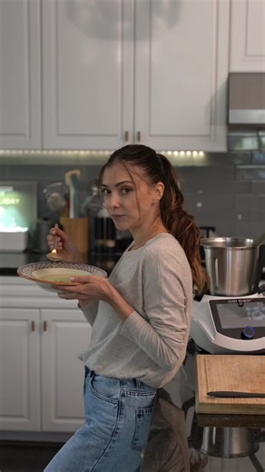 There's nothing like a steaming bowl of soup to warm your soul. Let ChefRobot help you create that cozy, comforting atmosphere with every spoonful. - #chefrobot #soupseason #cooksmarter #kitchenupgrade #steam
