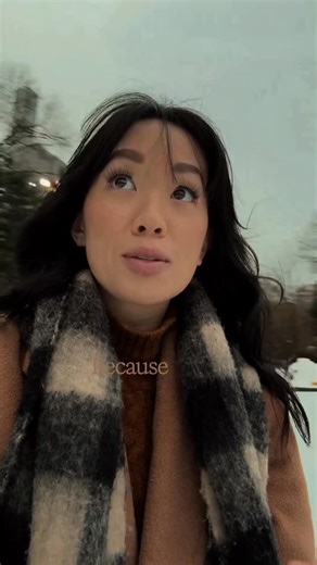 EMILY ELIZABETH on Instagram: "People overthink the career aspect too much, but if you are lucky enough to be watching this in your early-mid 20s and you don’t love the path you’re on, drop it and make the pivot now. Use these years to PLAY around with your career path options.. maybe it’s more than just “one job” - maybe you have room to do some acting/shows on the side while working in tech. Maybe you love fashion but just need to be working in the finance roles at a fashion company 🤷🏻‍♀️ I