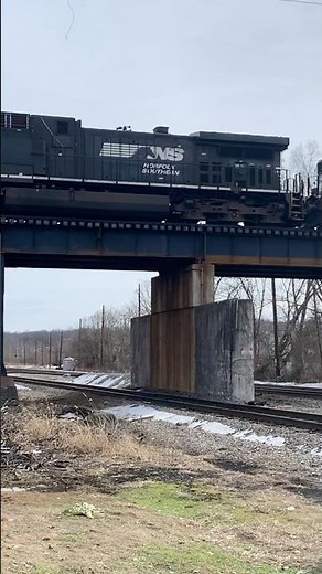 High & Dry Double DPU Train! Norfolk Southern Railroad Passing Over CSX, JawTooth Shorts