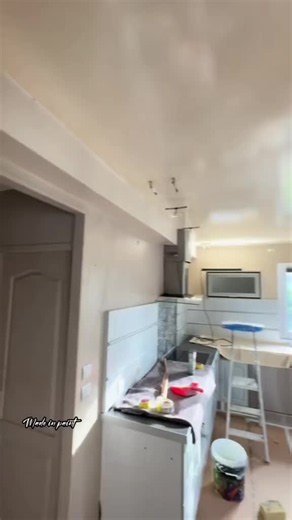 Rénovation peinture ancienne : conseils et étapes essentielles