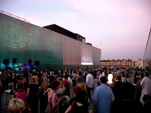 Jinx na krovu MSU Zagreb | SEEcult