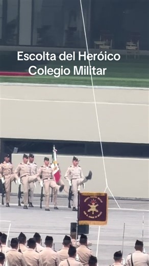 #banderademexico #escolta #mexico #heroicocolegiomilitar #cadetes | military cadence