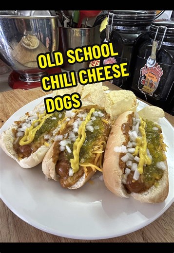 OLD SCHOOL CHILI CHEESE DOGS This is my thanksgiving meal for the last 37 years RECIPE: hot dog buns ball park frank hot dogs mustard sweet relish wolf brand chili chopped onions Join this channel to get access to perks: https://www.youtube.com/channel/UCW7cBq7rpDRaM1-y2CT6L0A/join GO FOLLOW MY FACEBOOK PAGE https://www.facebook.com/OLDSCHOOLSOULFOOD GO FOLLOW MY INSTAGRAM PAGE https://www.instagram.com/mr_old_school_soul_food FOLLOW ME ON TWITTER https://twitter.com/wacjeff FOLLOW ME ON PINTERE