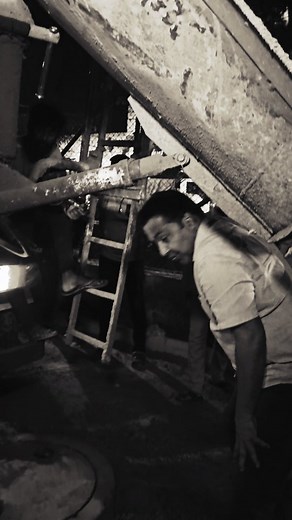 #AIMIM #Mallepally On the Instructions of #AIMIM #President Barrister Janab #AsaduddinOwaisi sahab and under guidance from #MLA #Nampally Janab #Majidhussain sahab Tonight #Mallepally #Corporator JANAB #ZafarKhan Sahab along with #Primary Unit #Presidents Accompanied By GHMC official Monitoring Laying M30 RMC VDCC Road opposite Rahmath Masjid Afzalsagar to Mallepally Division ward no-76 Agency: Ranjith Singh Est cost: 19.50 lakhs | Zafar khan AIMIM Corporator