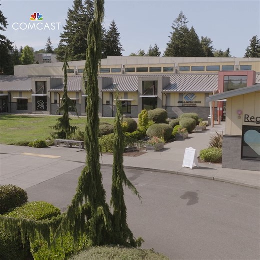 13K views · 7 comments | We are committed to bridging the digital divide in Washington! We invested $10M+ in 2023 to help close the digital divide and empower communities with free digital skills training, laptops and WiFi-connected Lift Zones. Learn how we're creating more opportunities for local students and families | Comcast | Facebook