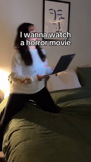 17K reactions · 1.2K shares | The dumbbell scene is WILDDD 冷喝 #horrormovies #horrorfan #horrorlover #horrormovie #horrorcommunity #horrorfilms #disturbing | Room for Scream | Facebook