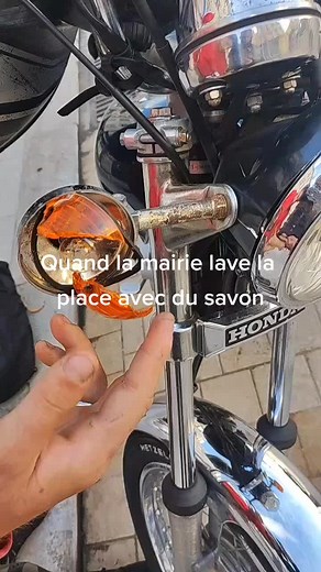 Honda CM 125 T Custom: Diseño y Estilo