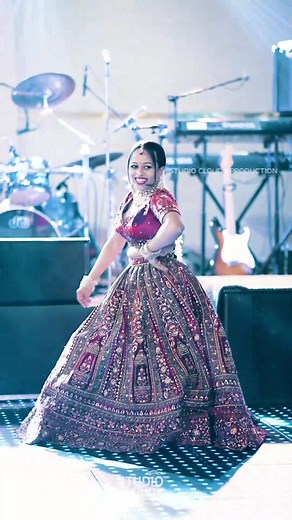 SURPRISE DANCE...❤️😍#studiocloudy #studiocloudy_production #surprisedance #dance #bride #fyp #fyppppppppppppppppppppppp #fypシ #viral #onemillionaudition #trending