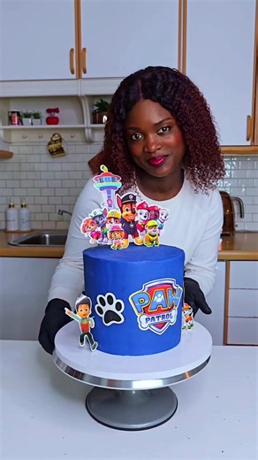 Creative Ideas for Decorating a Birthday Cake