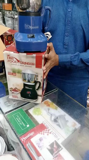 Electric Grinder Demonstration and Usage Guide