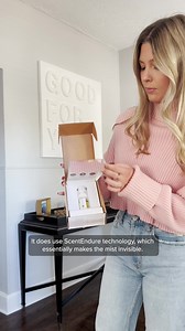 Glade True Diffusing Mist with ScentEndure Technology provides a pure, elevated expression of fragrance in your hand. Experience the fragrance transformation: ✅ Activate: Press the button until it clicks; perfectly sized fragrance particles fill a 600 square foot room with a single spritz. ✅ Diffuse: Atomized fragrance particles float from corner-to-corner in a nearly invisible mist. ✅ Experience: One spritz delivers a long-lasting fragrance experience for up to 60 minutes. | Glade