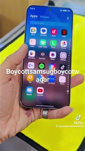 zeissimagegofurtherOriginOS 6 makes every interaction easy. Apps load quickly, screens flip s