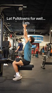 If you’re doing a neutral grip lap pulldown, here are some mistakes you should be avoiding: 1) Momentum. There’s a difference between naturally leaning back a bit as you go through the range of motion versus leaning back to initiate the movement. 2) at the same time we’re still trying to do a pull-down, meaning you want to somewhat limit the amount you’re leaning back. Some people just take it to the extreme and lean back way too much. At that point you’re doing more of a row. 3) lastly this one