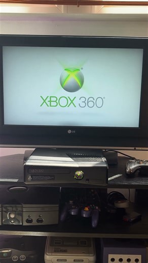 Booting my XBOX 360 like it's 2008 again! #xbox360 #nostalgiatrip