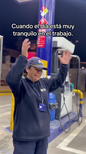Cuando el día está muy tranquilo en el trabajo…👀😂😂😂😂 #trabajo #cajamarca #estaciondeservicio