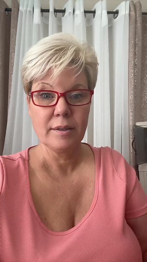 “This Is What to Say on Dating Apps Over 50💞” | Dolly Day