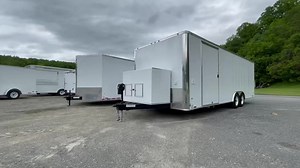 🚀 Enhance your delivery services with efficient trailers from Pro-Line® Trailers. Visit www.prolinetrailersales.com to learn more. #ProLineTrailers #DeliveryServices | Pro-Line Trailers