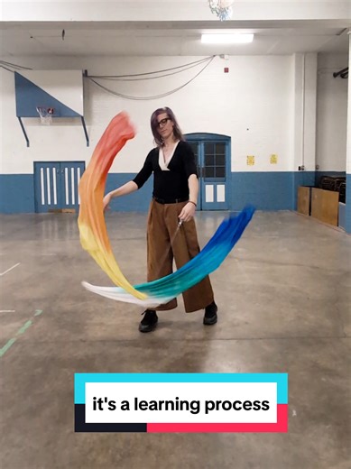 Silk poi really changes how I spin, where I can usually get away with imperfect planes on regular poi, these have so much less forgiveness. I struggle with spinning poi around others or even just practicing alone in a park. I feel out of place all the time. I'm so grateful to be part of a flow community that helps challenge me to keep improving but I still am not comfortable being the only one spinning poi at events. Maybe I'll get there one day. #flowmies #silkpoi #poispinning #flowarts #practi