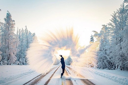 Por qué el agua caliente puede llegar a congelarse antes que la fría: esta es la explicación del efecto Mpemba