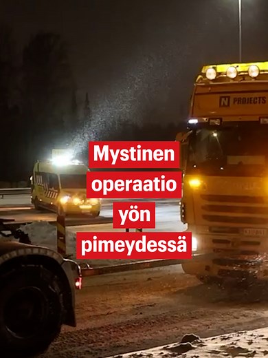 Erikoiskuljetus katkoo liikennettä Nelostiellä