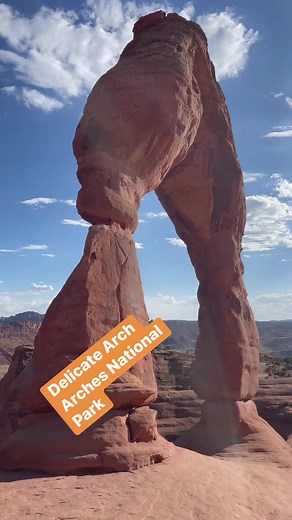 A close up of Delicate Arch at Arches National Park, Moab Utah. | The Campoholics