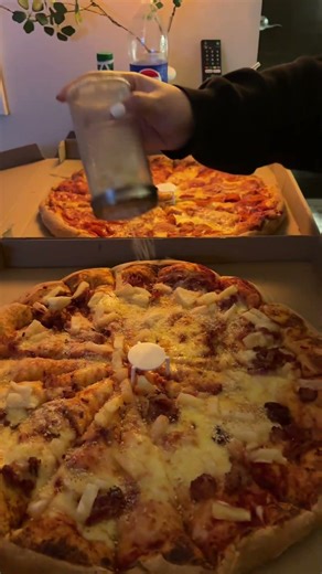 What toppings do you add to your pizza???