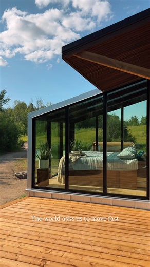 This was a special project for us - creating a getaway house for @refuge_bay where guests can experience more calm, more intention, and deeper connection to nature. Where would you place a tiny home like this? If your dreaming of a place to unplug and reconnect, we'd love to help bring it to life. Let's start a conversation! 🎥 @jasminstanleyy @bradenstanley #tinyhouse #modular #guesthouse