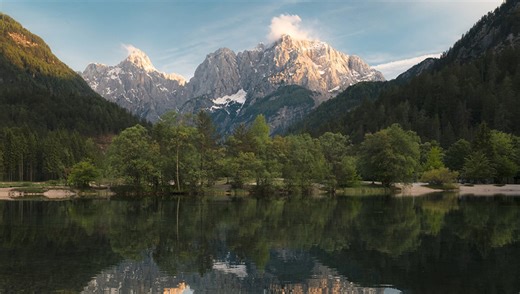 How to Quickly Remove Distractions With Photoshop’s Latest Feature | Fstoppers