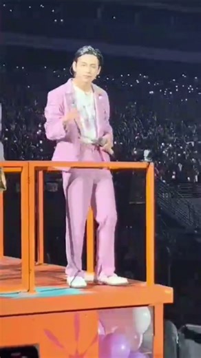 #bollywood #bts #music #btsarmy #ihavethisthingwithplants #army of bts 💜😎