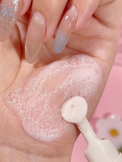 sheglam_japan｜シーグラム on Instagram: "ぷるんっと映えるリップを仕込もう👄✨ Bubble Buff リップスクラブで やさしく角質オフ🫧 Crystal Glaze リップケアで うるおいをチャージして 仕上げにお気に入りのリップで彩って💄💋 #SHEGLAM #SHEGLAMコスメ #コスメ情報 #コスメ購入品 #コスメレビュー #コスメレポ #コスメスウォッチ #おすすめコスメ #リップスクラブ #リップケア #つやぷるリップ #リッププランパー #保湿リップ #マットリップ"