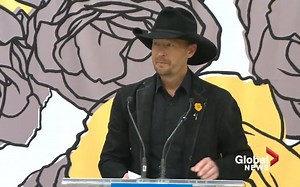 Country music star Paul Brandt to chair Alberta human trafficking task force