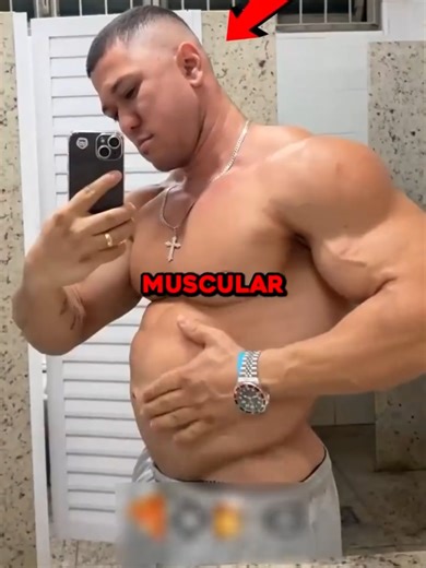 He can control his belly like this. #belly #control #gym #workout #body