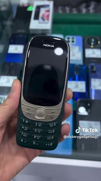 Reviving the Nokia 6310: A Classic Phone Revisited