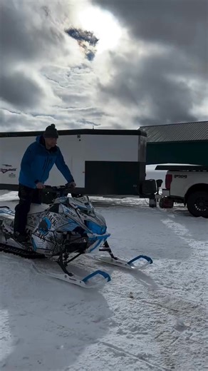 Chest protector indicates things are about to get rowdy 🤘🏼📸 Walker #snowspots #snowmobile #SnowmobileAdventure #sledtok #trending #SnowmobileLife #SledLife #exploremore #SledHeads #foryoupage #winter #capCut | Troya Matthews