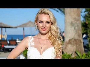 Sunlit Bride – Love Shines by the Sea #SunlitBride #BeachWedding #BridalElegance #RomanticPortrait