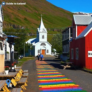 Seyðisfjörður fjord in Eastern Iceland and the adorable town of the same name 😊 #guidetoiceland | Guide to Iceland