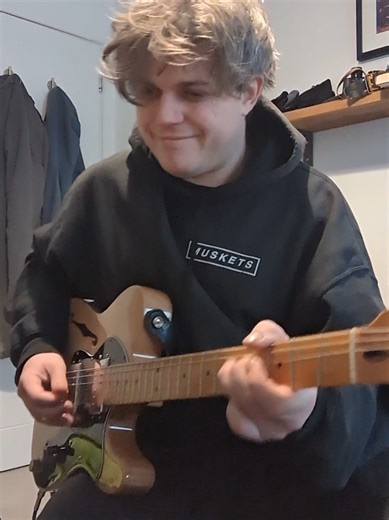 £200 second hand squier telecaster into a Yamaha thr desk amp. twangingg.X #squier #blues #guitars #fyp #cheap