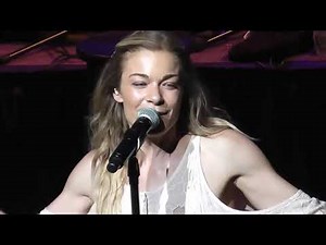 Me & Bobby McGee by LeAnn Rimes (live)