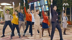 一起来观赏《红星大奖2021》音乐剧【最亮的光】！🌟 YOU ARE THE BRIGHTEST STAR! Watch the ‘Star Awards 2021’ musical MV featuring your favourite artistes here! 🤩 Changi Airport Jewel Changi Airport Catch #StarAwards2021 now: http://bit.ly/StarAwards2021_LIVE | Mediacorp 热点