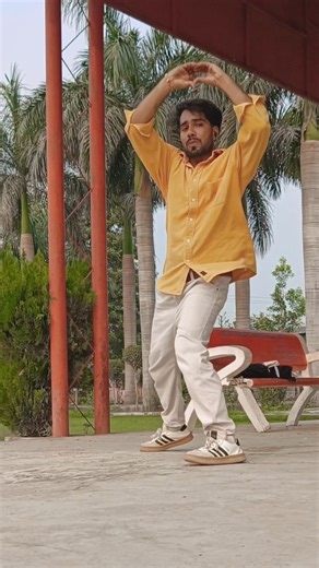 Humko Pyar Hua | Romantic Dance Short | Beautiful Love Dance Moves 💞 | Abhishek Official #dance