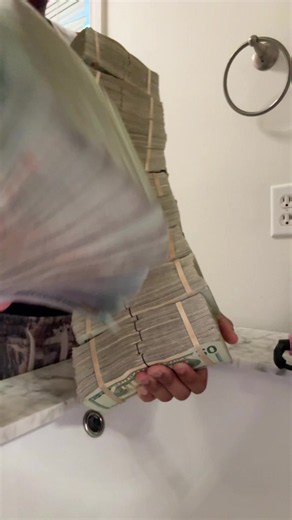 #fyp #moneyspread #punchmadedev #goviral #foryoupage | Punchmade Dev