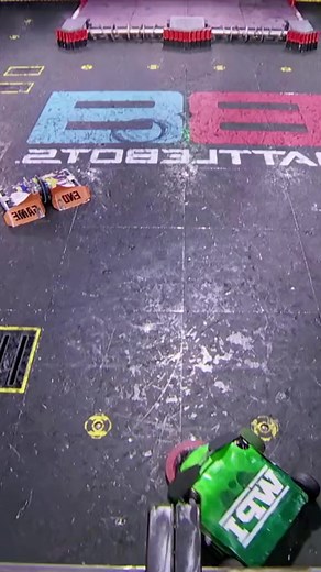 #battlebots #botsfan #robot #foryou #battle #satisfyingvideo #fyb #transformation #highlight | KING SLOT