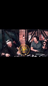 500K views · 10K reactions | Carioca fica até sem ar de tanto rir. Compartilhando os melhores momentos dos podcasts do Pode Casti! Dê uma espiada nos bastidores e nas conversas mais interessantes.  #PodeCasti #PodcastBrasil #Podcasters #PodcastLife #podcast | Danilo Lisboa | Facebook