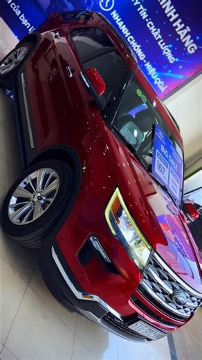 Ford Explorer 2019 chỉ 899