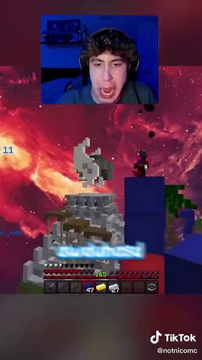 Mastering God Bridging in Minecraft Bedwars