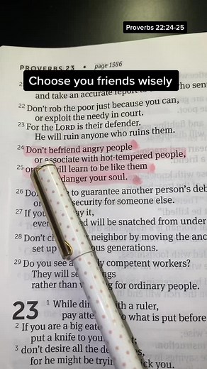 Choosing the Right Friends: A Biblical Perspective