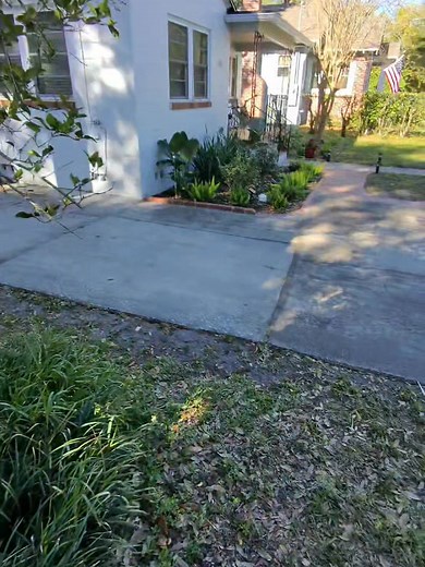 ☆☆☆Concrete Siding☆☆☆ install is progress after windows and door were installed #dougabomb #MGM #oviedoflorida #experiencematters #sidingcontractor #beachlife #certifiedcontractor | Douglas Oliver | Facebook
