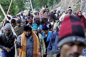Amarnath Yatra 2017 Attack Live Updates: Fresh batch of pilgrims leave for holy shrine, yatris remain undeterred